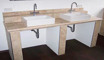 DOKTORbad Hannover seit 1996 Badezimmersanierung 3D-Badplanung Barrierefrei Behindertengerecht Altersgerechte Badezimmer, Bäder, Duschumbauten, Glasduschen, Badmöbel, 3D-Planung, Komplettpreis, Hand in Hand