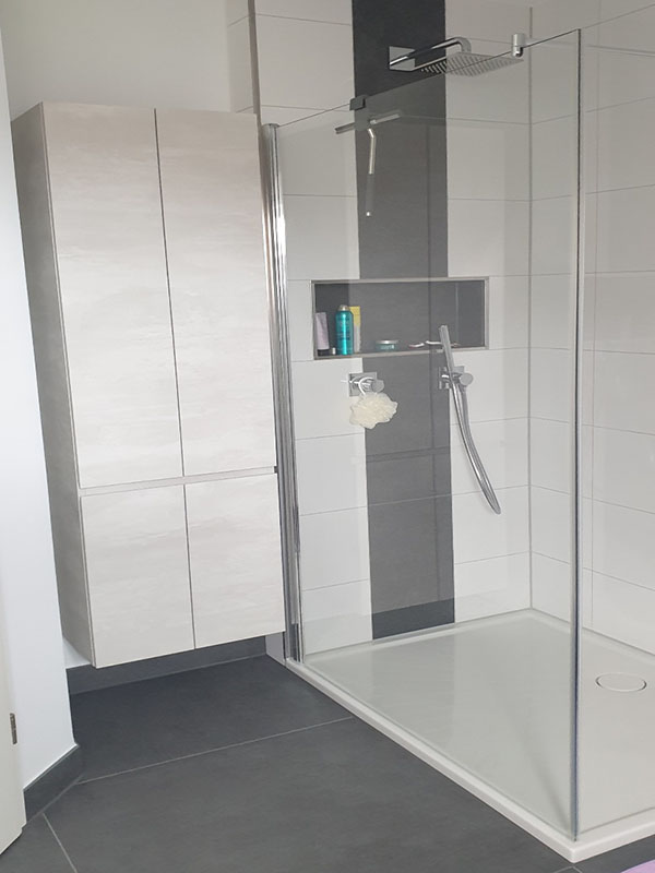 DOKTORbad Hannover seit 1996 Waschtische, Duschen, Spiegel, Sanitäranlage, Licht, Fliesen, Wandoberfläche,  Glassduschen, Flüssigtapete, Renovieren, Sanieren, Miet- & Gewerbeobjekte, Badausstattung