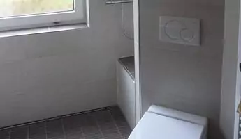 DOKTORbad Hannover seit 1996 Badezimmersanierung 3D-Badplanung Barrierefrei Behindertengerecht Altersgerechte Badezimmer, Bäder, Duschumbauten, Glasduschen, Badmöbel, 3D-Planung, Komplettpreis, Hand in Hand